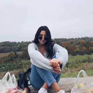 Meet your Posher, Sarah